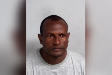 இங்கிலாந்தில் விடுவிக்கப்பட்ட கைதியை தேடும் பொலிஸார்