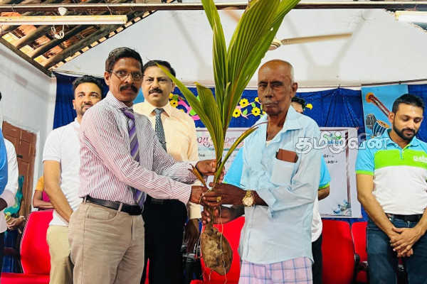 யாழில் இன்று நடைபெற்ற விசேட நடமாடும் சேவையின் ஆரம்ப நிகழ்வு | Special Mobile Service Event Jaffna
