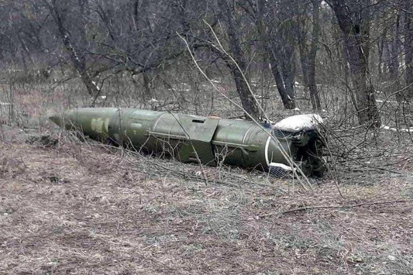 உக்ரைன் மீது ஹைப்பர்சோனிக் ஏவுகணைகளை  ஏவிய ரஷ்யா! | Russia Launched Hypersonic Missiles On Ukraine