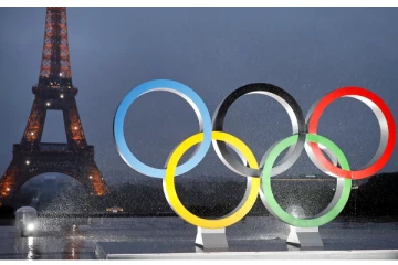 பாரிஸ் ஒலிம்பிக் பதக்கங்களில் குறைபாடுகள் ; திரும்பப் பெறப்பட்ட 100 பதக்கங்கள்