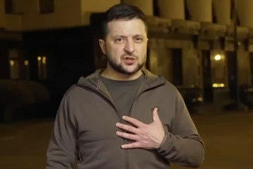 கார் விபத்தில் சிக்கிய உக்ரைன் ஜனாதிபதி ஜெலன்ஸ்கி! செய்தித்தொடர்பாளர் வெளியிட்ட அறிக்கை