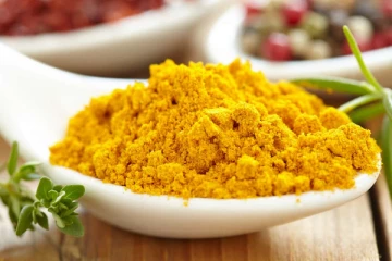 தப்பித்தவறியும் மஞ்சளுடன் இந்தப் பொருளை கலந்துறாதீங்க..