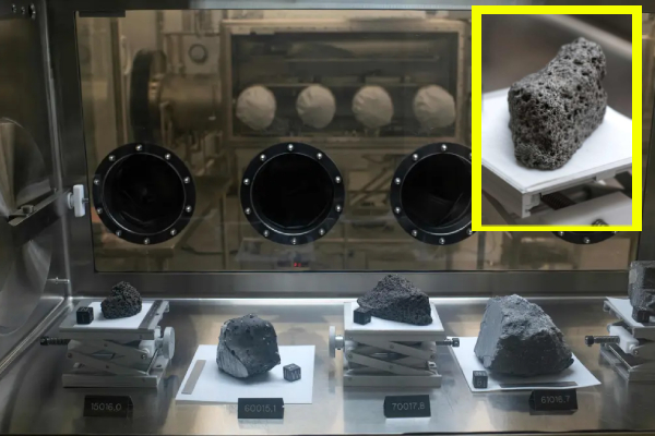nasa moon rock heist 2002