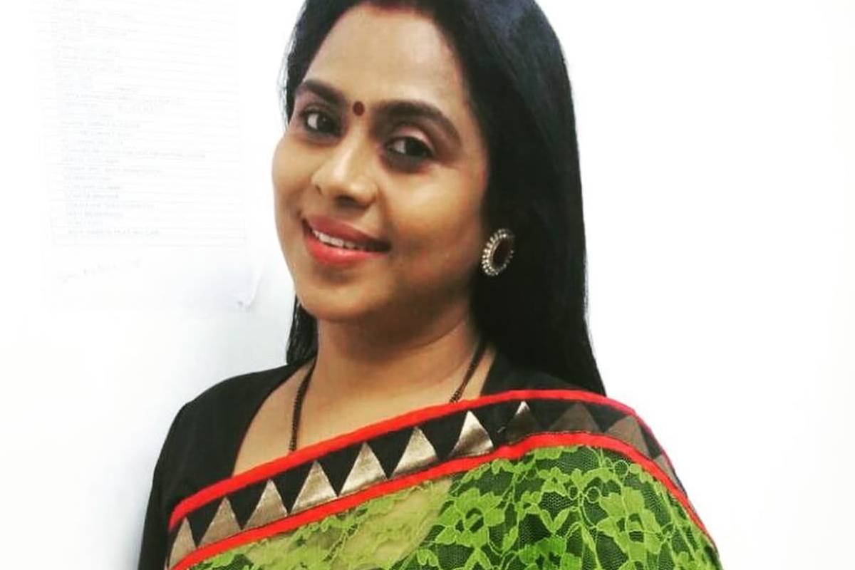 ரூ. 18 லட்சம் ஏமாற்றிவிட்டார்கள்.. ராதிகா குறித்து நடிகை ஓபன் டாக்.. | Viji Chandrasekhar Radhika Sarathkumar Issue ரூ. 18 லட்சம் ஏமாற்றிவிட்டார்கள்.. ராதிகா குறித்து நடிகை ஓபன் டாக்.. | Viji Chandrasekhar Radhika Sarathkumar Issue