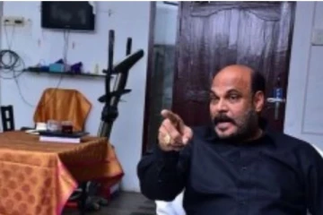 ஜான்பாண்டியனுக்கு ஏன் கொடுத்தீங்க? போராட்டம் செய்யும் அதிமுகவினர்