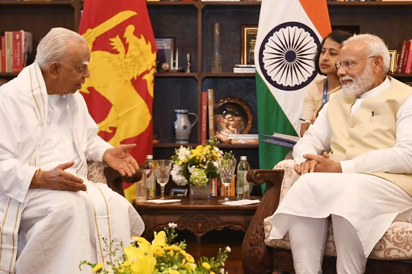 இந்தியா தீர்வு தரும் என்று கனவு காண்கின்றார் சம்பந்தன்: வீரசேகர கிண்டல் | Veerasekhara Sarcasm Sambandhan About Tamils Issue இந்தியா தீர்வு தரும் என்று கனவு காண்கின்றார் சம்பந்தன்: வீரசேகர கிண்டல் | Veerasekhara Sarcasm Sambandhan About Tamils Issue