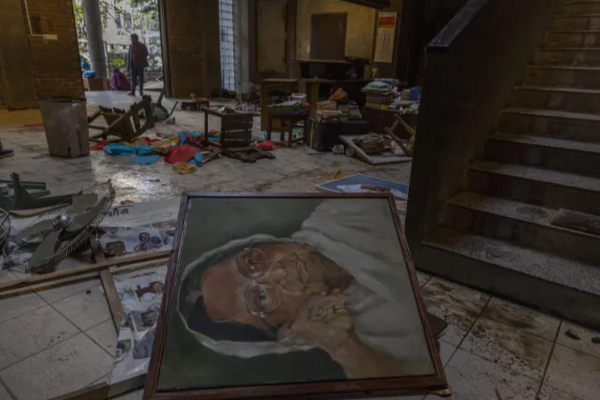 பங்களாதேஷில் வன்முறைகள் தீவிரம்! 35 ஆண்டுகளில் முதல்முறையாக நடைபெறாத விடயம் | Bangladesh Protests Updates