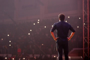 இந்தியாவிலேயே அதிக சம்பளம் வாங்கும் நடிகர் யார் தெரியுமா?